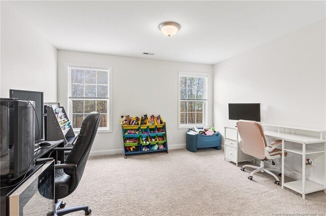 Building Photo - 216 Bunting Dr