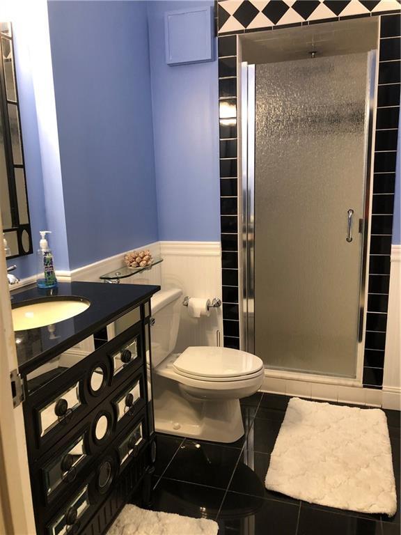 Building Photo - 1316 Capella S