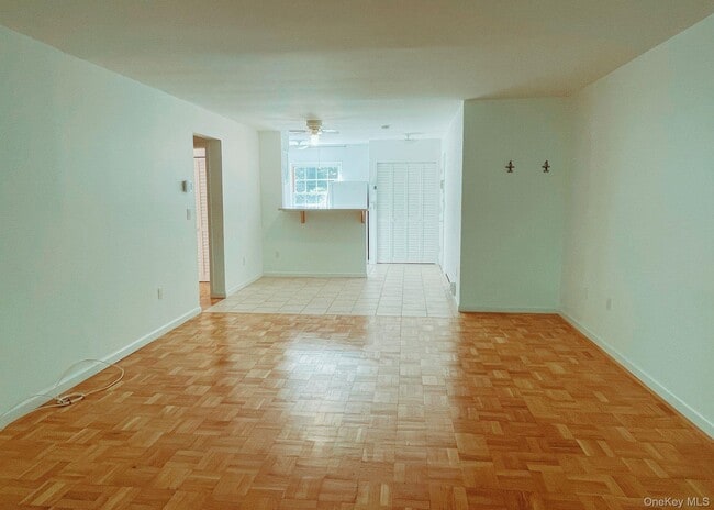 Building Photo - 214 Woodland Hills Rd