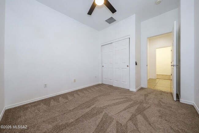 Building Photo - 10401 Yew Pl