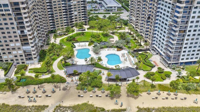 Building Photo - 4900 N Ocean Blvd