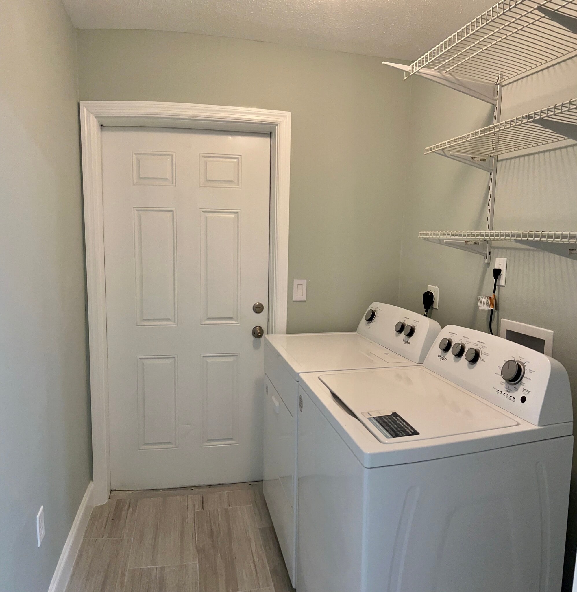 Building Photo - 627 Alligator Dr