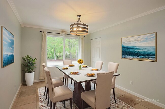 Building Photo - Move in Special! Ravensdale 3 Story,on shy...