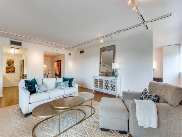 Building Photo - 3701 Turtle Creek Blvd