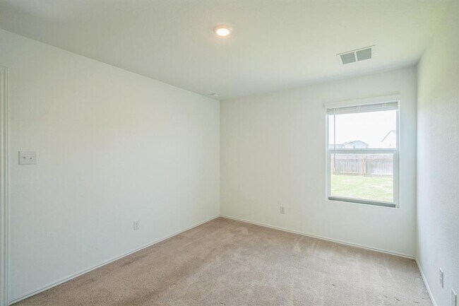Building Photo - 505 Sergeant Murphy Rd