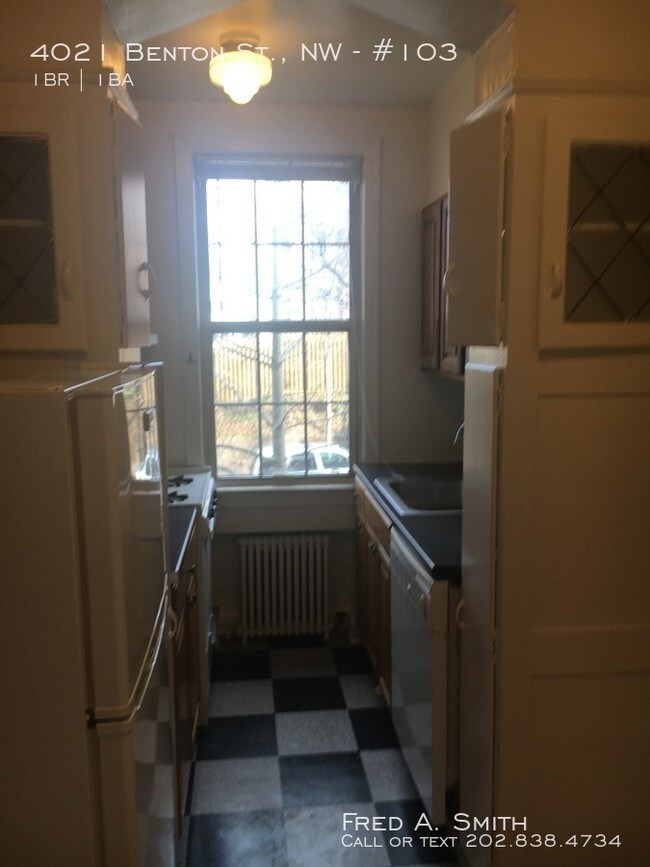 Building Photo - 4021 Benton St NW