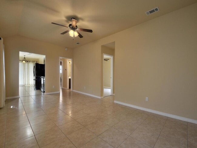 Building Photo - 1200 Brendon Lee Lane