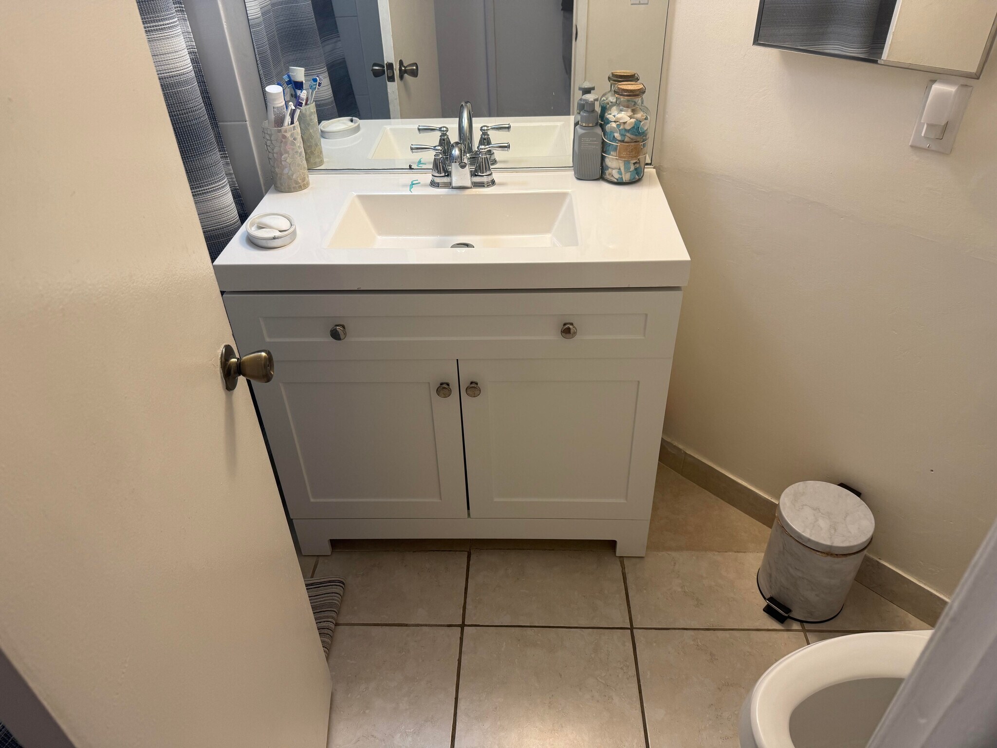 Building Photo - 9735 Fontainebleau Blvd