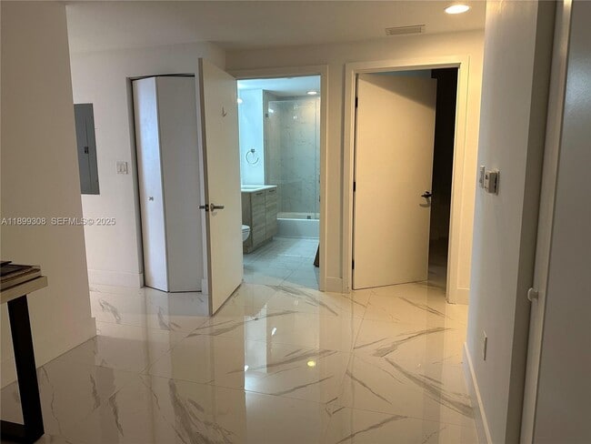 Building Photo - 16385 Biscayne Blvd