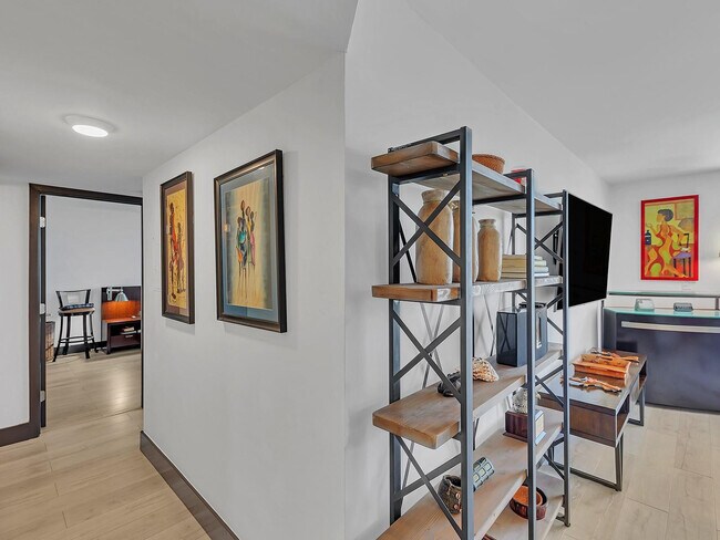 Building Photo - 1421 S Ocean Blvd