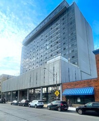 Building Photo - 7234 W North Ave