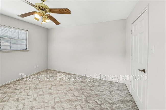 Building Photo - 5407 Ledgestone Dr