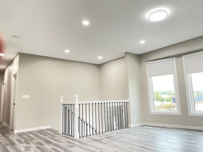 Building Photo - Move-in special offer!!! Newly rebuilt hou...
