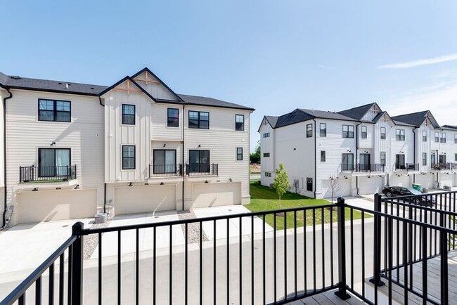 Building Photo - Brand New 3 Bed Townhome in Booming Westfi...