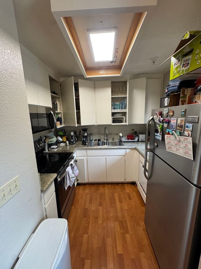 Building Photo - 509 4th St