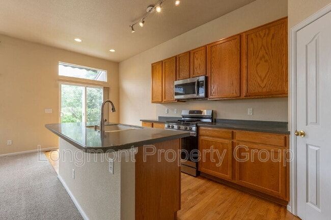 Building Photo - 1404 Tonkin Pl