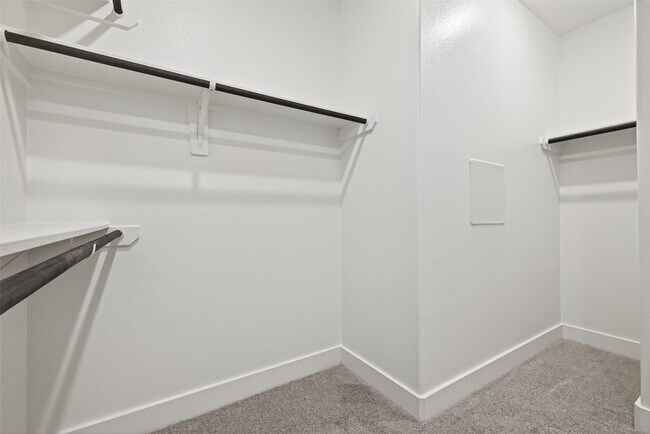 Building Photo - 4333 Avron Dr