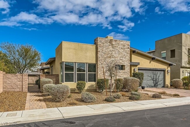 Building Photo - 3008 Barrett Springs Ave