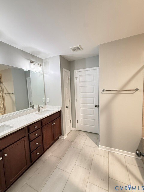 Building Photo - 8057 Ellendale Dr