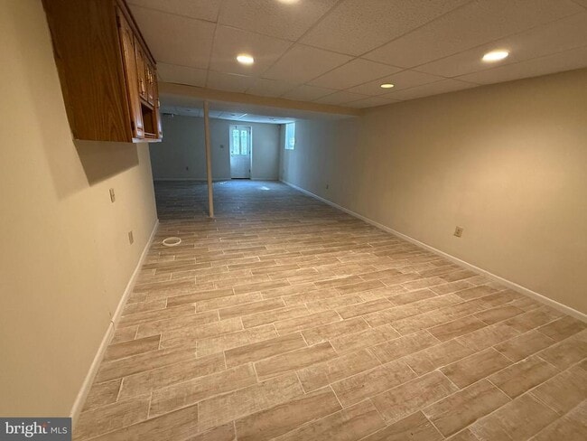 Building Photo - 101 Tarks Ln