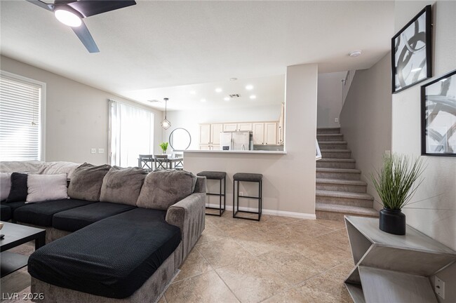 Building Photo - 641 Solitude Point Ave