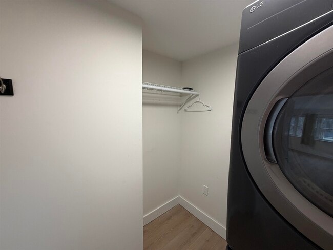 Building Photo - 27 Flint Pond Dr