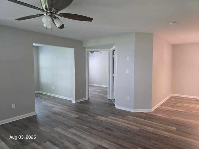 Building Photo - Beautiful 2 Bed 2 Bath Condo With Patio In...