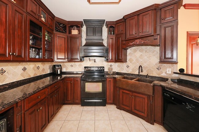 Building Photo - 6514 Grande Bay