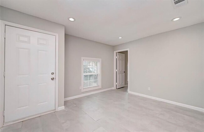 Building Photo - 5138 Danfield Dr