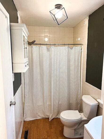 Building Photo - 1171 21st St