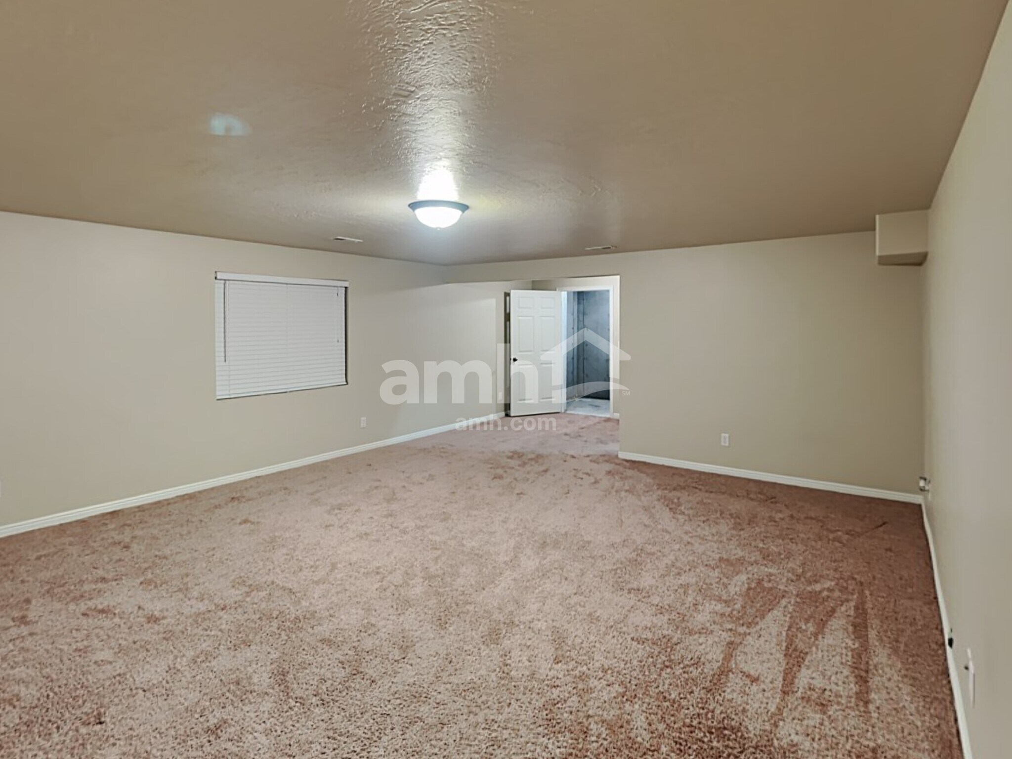 Building Photo - 294 Rocky Creek Way