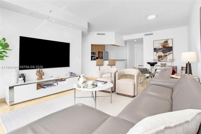 Building Photo - 801 Brickell Key Blvd