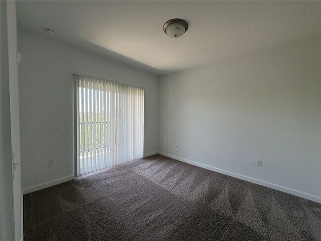 Building Photo - 525 Parkway Dr