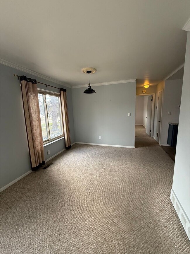 Building Photo - Derby