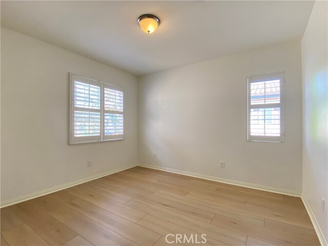 Building Photo - 50 Herringbone