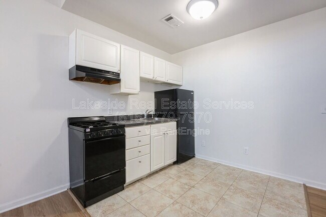 Building Photo - 100 Washington Ave