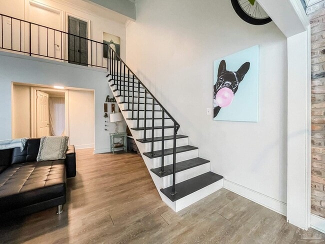 Building Photo - 4836 Huron Dr