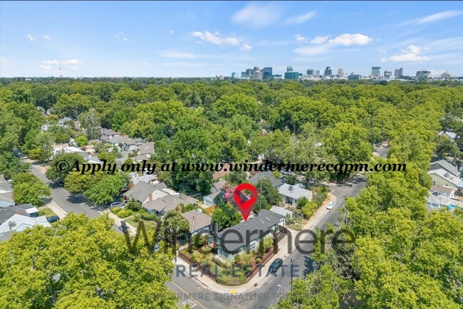 Building Photo - Timeless Modern Luxury 3 bedroom in one of...