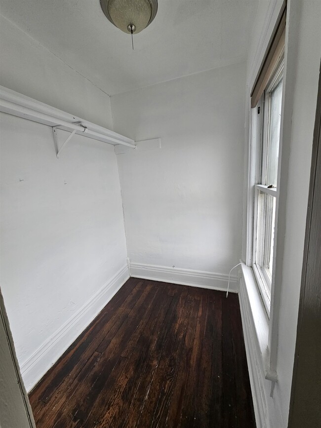 Building Photo - 97 Mule Academy Rd