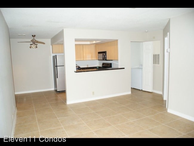 Building Photo - 1111 Warbonnet Way