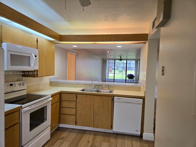 Building Photo - 2701 Village Blvd