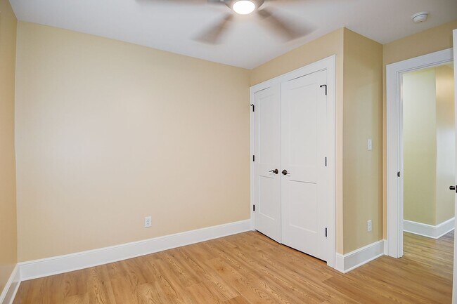 Building Photo - FOR RENT VIRGINIA BEACH