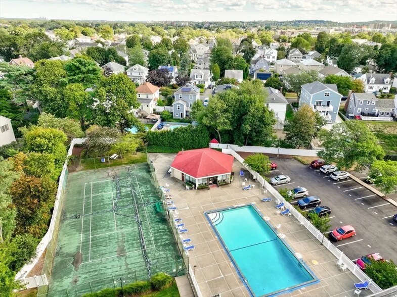 Building Photo - 185 Quincy Shore Dr