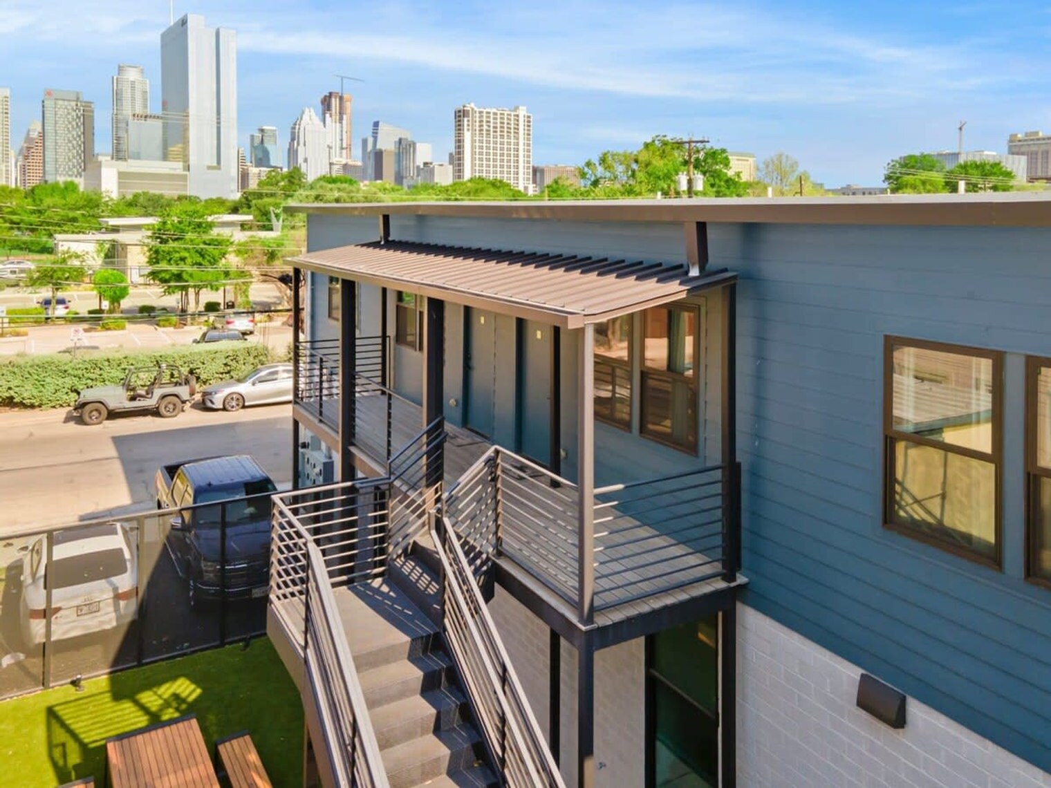 Building Photo - 1201 E Cesar Chavez St
