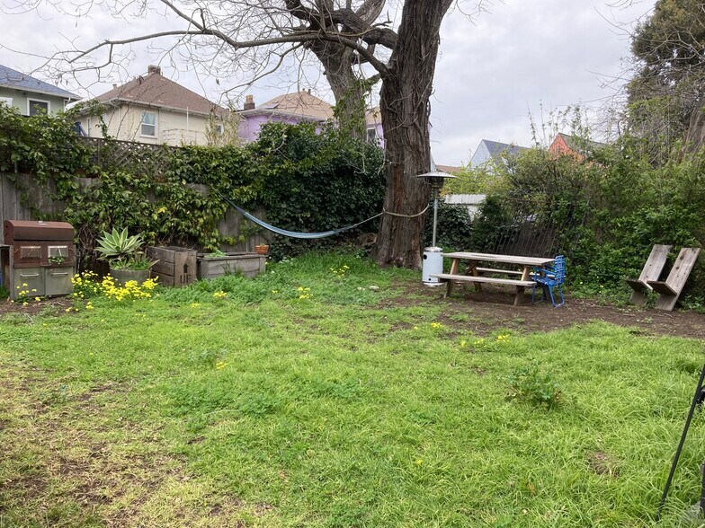 Back Yard - 1505 Adeline St