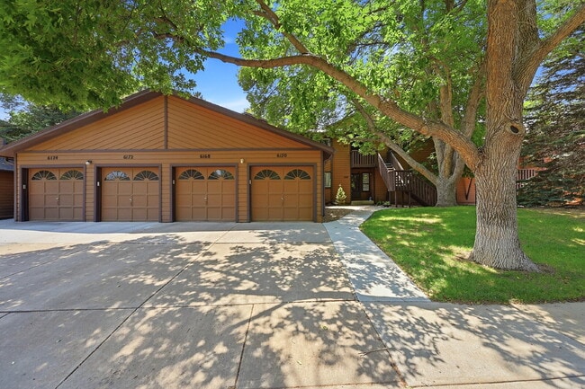 Building Photo - $2,595.95  - 3 Bed, 2 bath Condo with Lofted Bonus Space and In Unit Laundry!