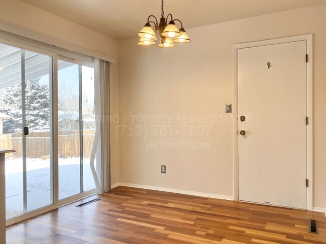 Building Photo - 2818 Dusk Dr