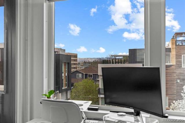 Building Photo - 1711 King St