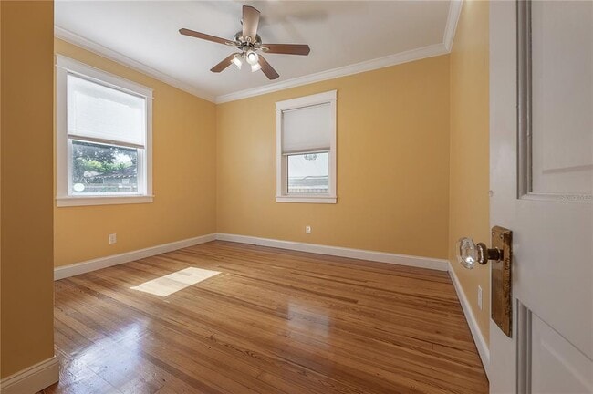 Building Photo - 5207 N Suwanee Ave
