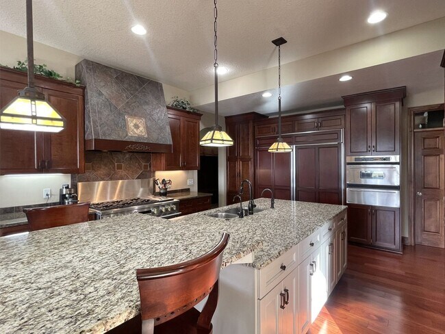 Building Photo - Amazing Minnetonka Lakefront Gated Estate - 170' Flat Shoreline, Sweeping Views, Sandy Beach